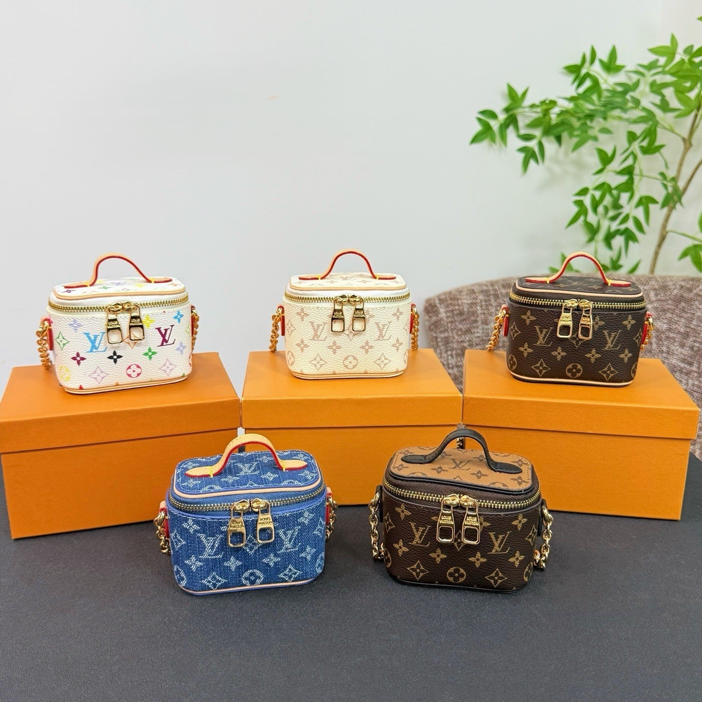 Mini makeup cases bags